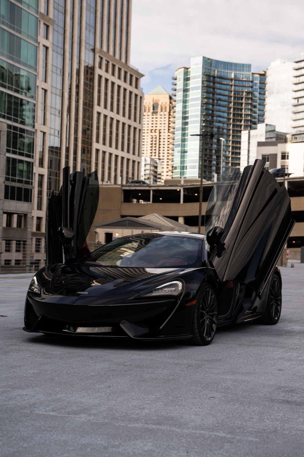 McLaren 570GT photo 2 - BExotic Atlanta, GA