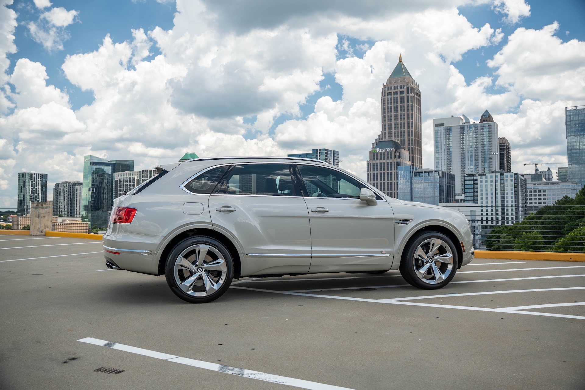 Bentley Bentayga photo 4 - BExotic Atlanta, GA